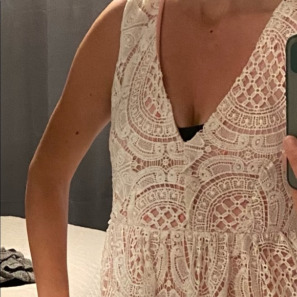 “Ellyette” Lacey white and pink summer dress - Picture 2 of 6